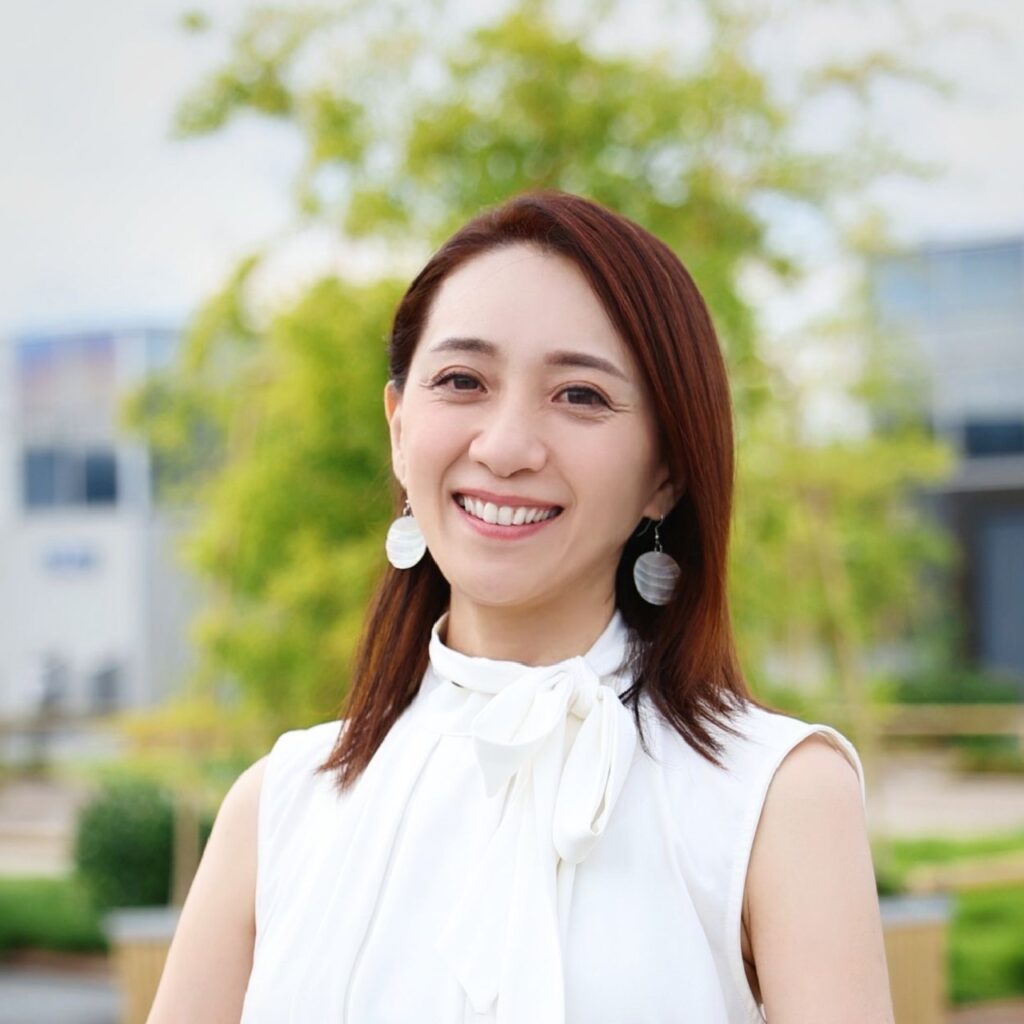TOMOMI TANINOUE
